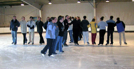 The U T class does a pinwheel