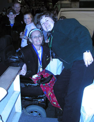 Sharon Hazard posing with Shawnd after accepting an award